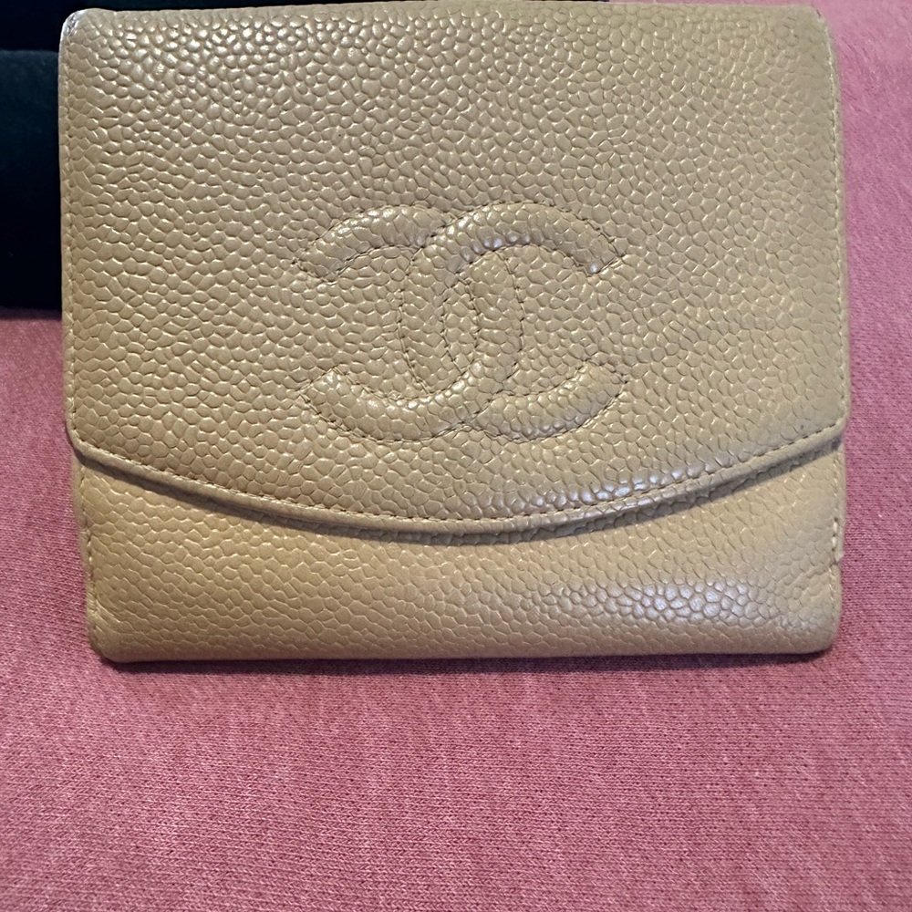 CHANEL Beige Leather wallet - Picture 3 of 13